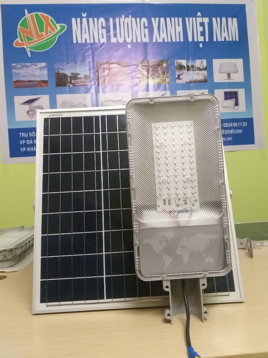báo giá đèn đường năng lượng mặt trời 390w