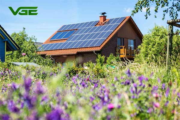 chi phí lắp đặt điện năng lượng mặt trời cho gia đình